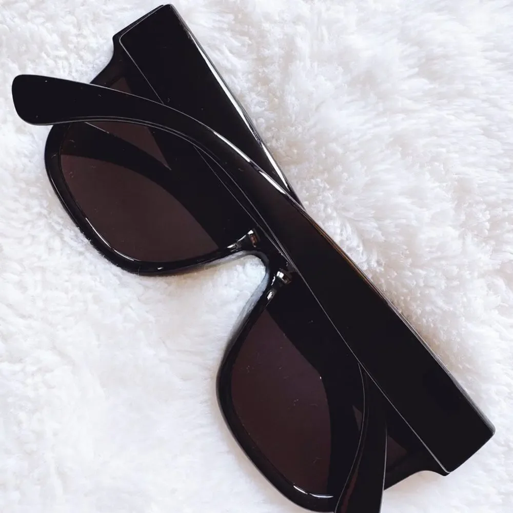 Julia Black Square Sunglasses